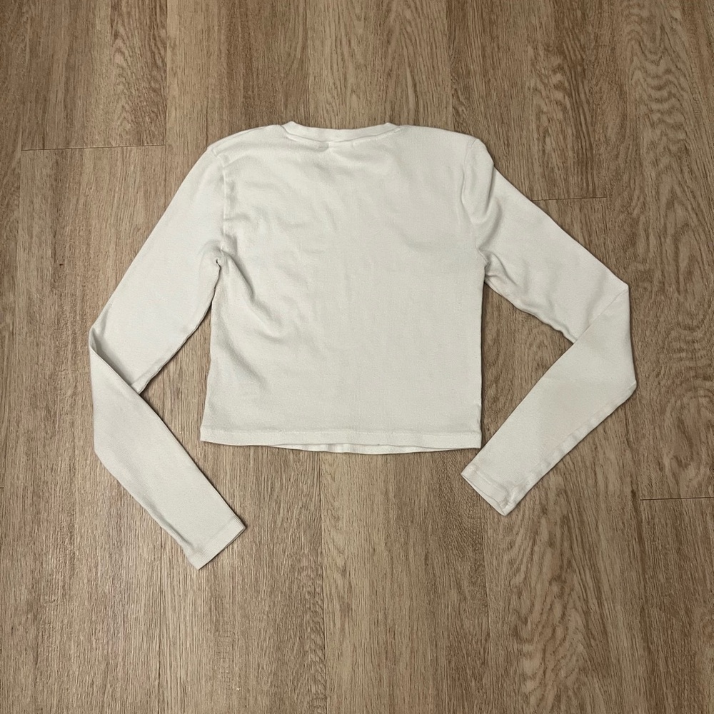 aritzia shirt - Picture 2 of 2